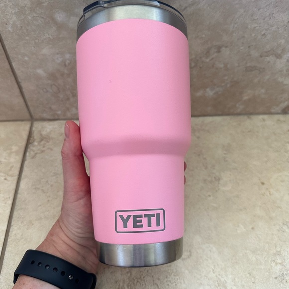 Yeti Rambler 30 ounce Tumbler with mag slider lid limited edition pink - Picture 9 of 11